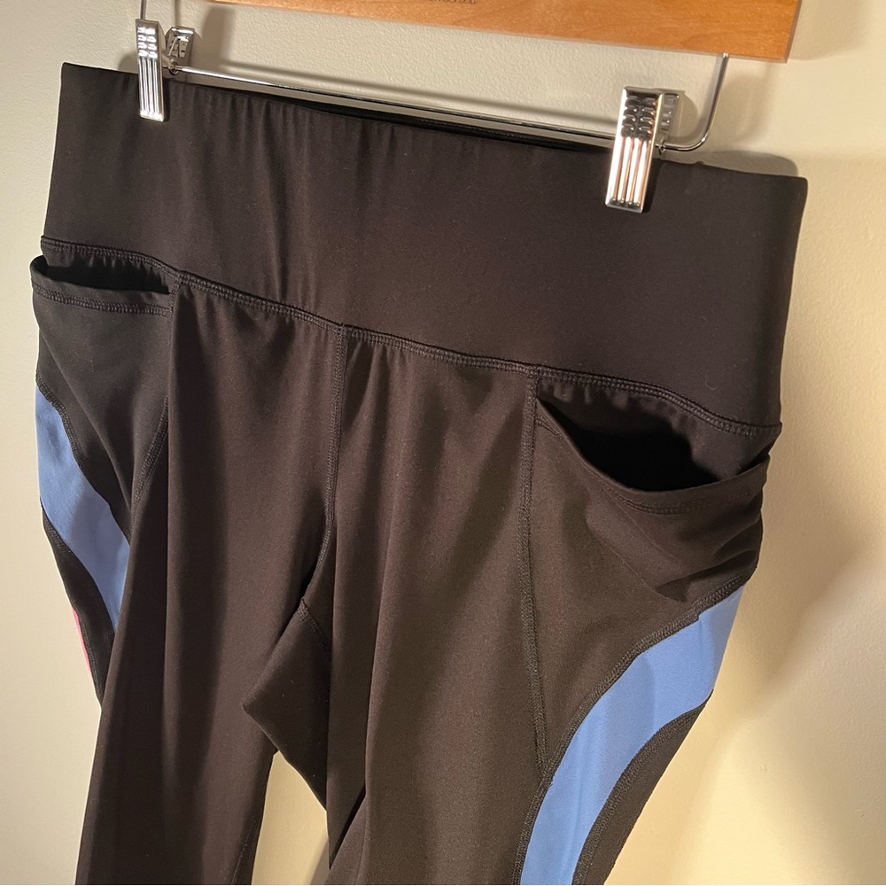 Livi Active Leggings Size 14/16 - Picture 4 of 5